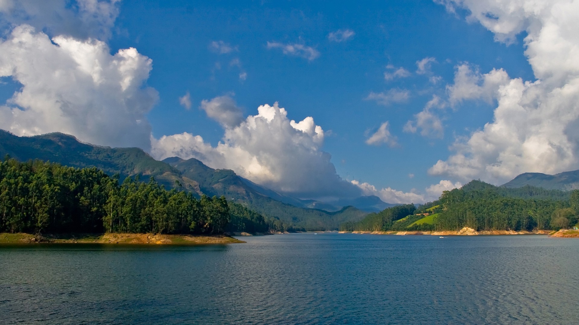 top-10-reasons-to-go-to-kerala-for-honeymoon